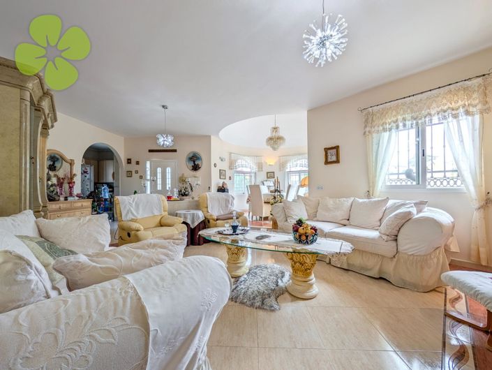 Image No.5-3 Bed Villa for sale