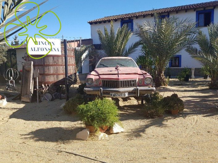 Image No.28-4 Bed Country House for sale