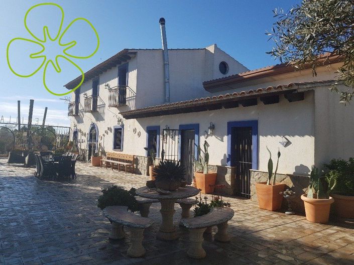 Image No.29-4 Bed Country House for sale