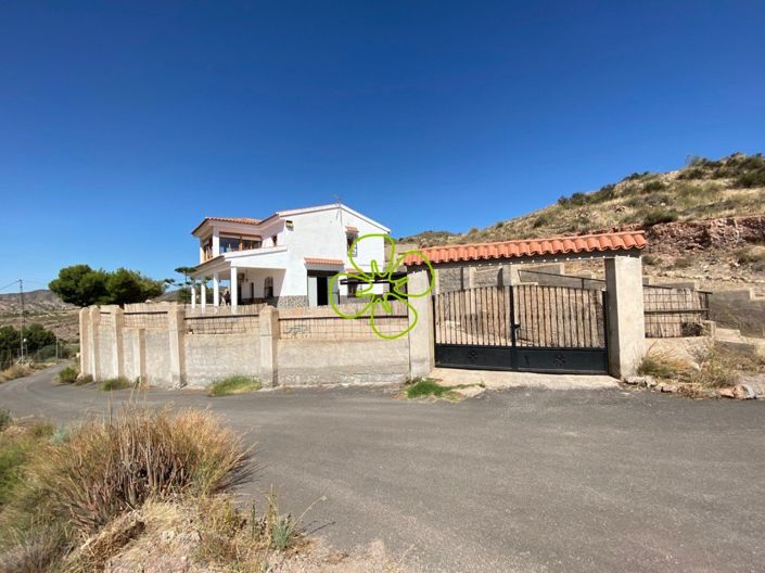 Image No.19-3 Bed Villa for sale