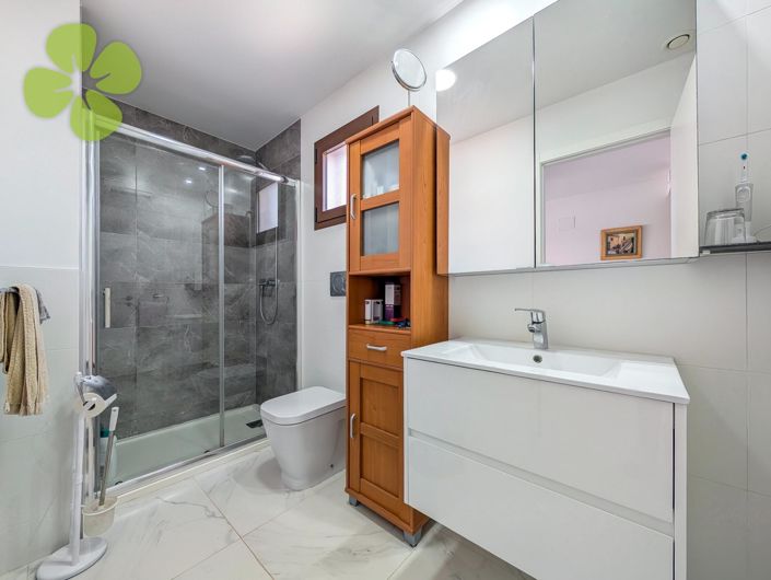 Image No.12-3 Bed Apartment for sale