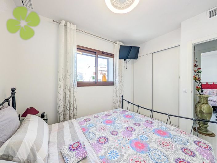 Image No.17-3 Bed Apartment for sale