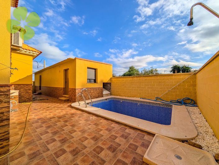 Image No.12-5 Bed Villa for sale