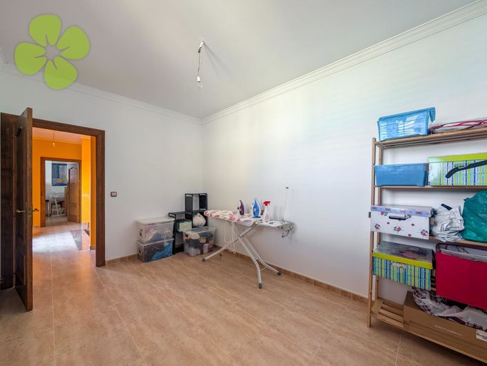 Image No.27-5 Bed Villa for sale