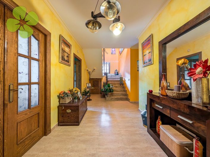 Image No.5-5 Bed Villa for sale