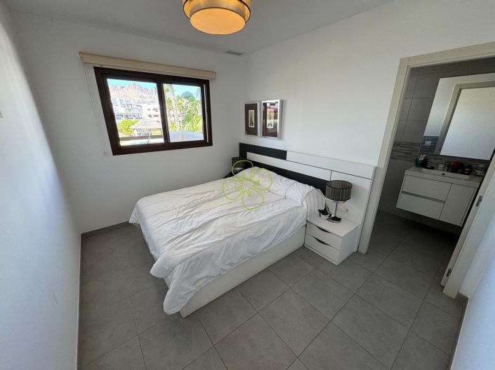 Image No.22-3 Bed Apartment for sale