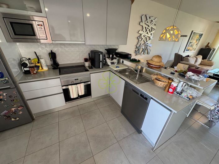 Image No.8-3 Bed Apartment for sale