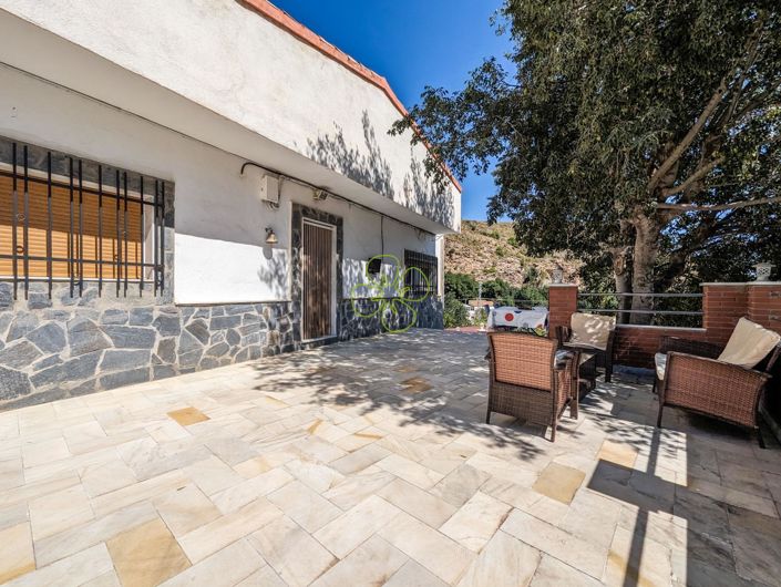 Image No.22-3 Bed Country House for sale