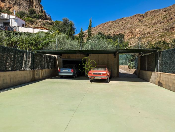 Image No.31-3 Bed Country House for sale