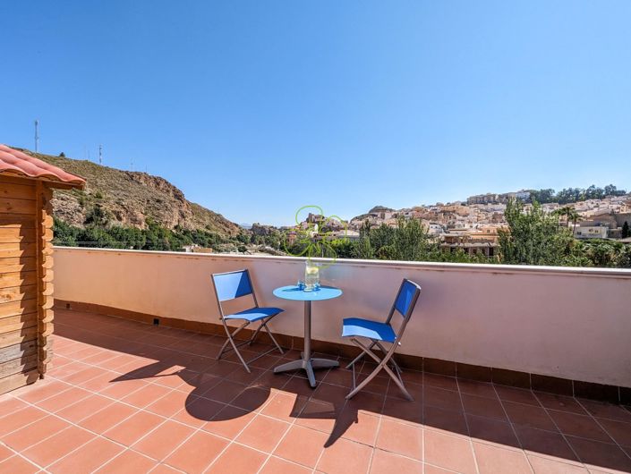 Image No.7-3 Bed Country House for sale