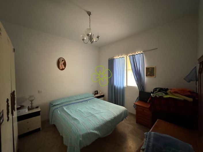 Image No.12-5 Bed Country House for sale