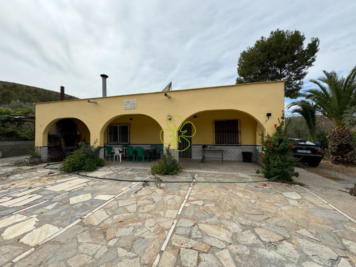 Image No.28-5 Bed Country House for sale