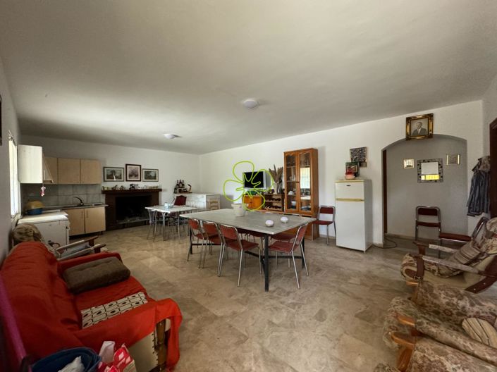 Image No.6-5 Bed Country House for sale