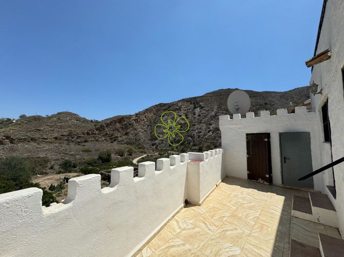 Image No.29-4 Bed Country House for sale