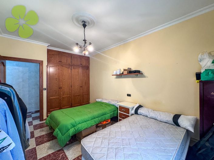 Image No.10-3 Bed Villa for sale