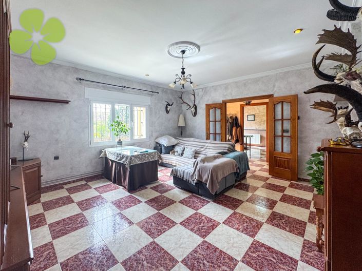 Image No.3-3 Bed Villa for sale