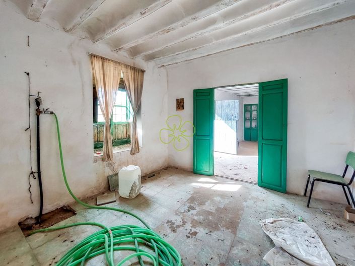 Image No.7-3 Bed Country House for sale