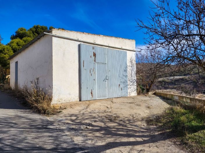 Image No.21-4 Bed Country House for sale