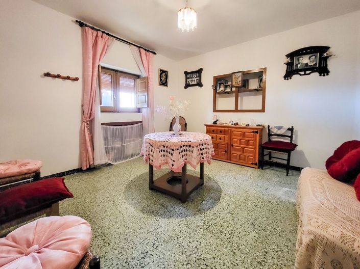 Image No.4-4 Bed Country House for sale