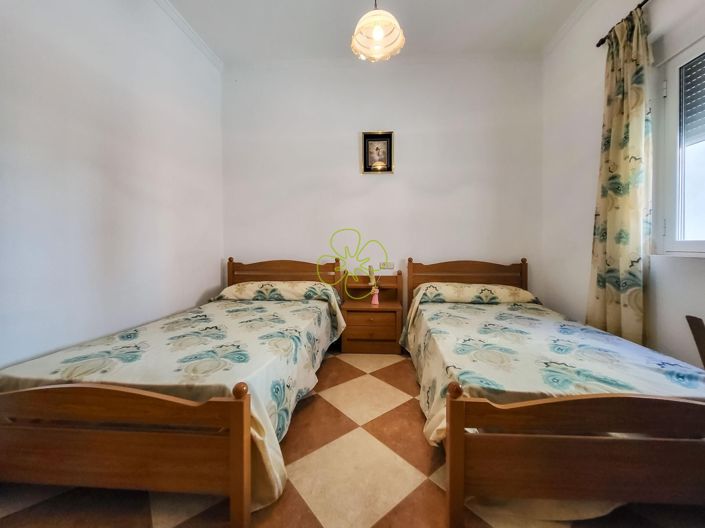 Image No.11-5 Bed Village House for sale