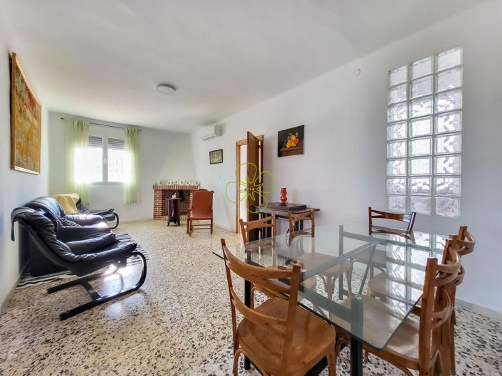 Image No.17-5 Bed Village House for sale