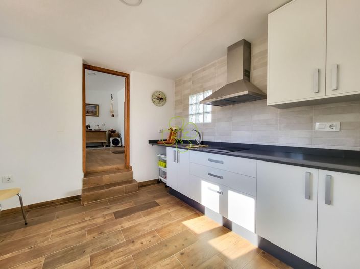 Image No.18-5 Bed Village House for sale