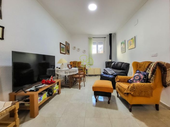 Image No.6-5 Bed Village House for sale