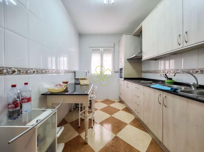 Image No.7-5 Bed Village House for sale