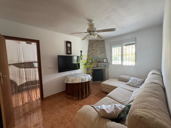 Image No.5-5 Bed Country House for sale