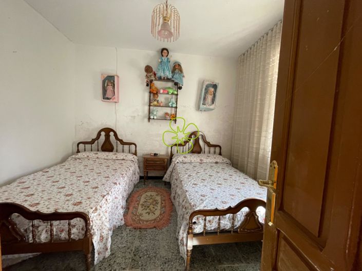 Image No.20-Maison de campagne de 4 chambres à vendre à Oria