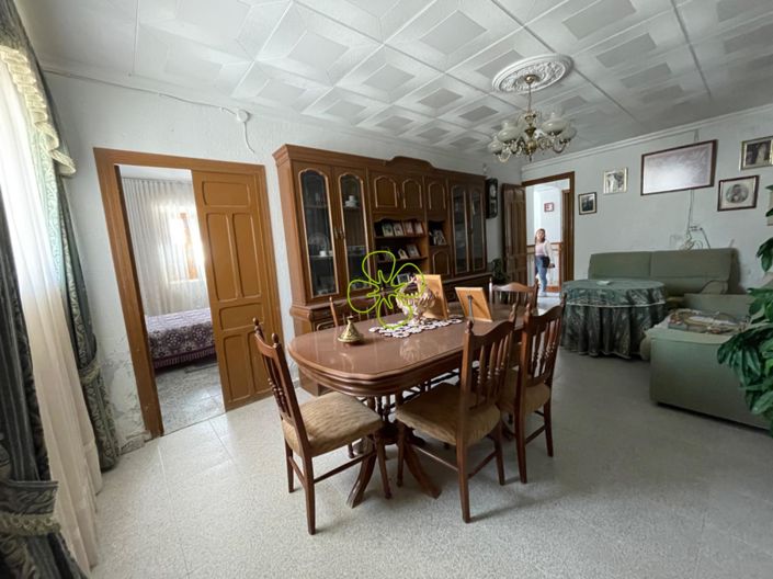 Image No.5-Maison de campagne de 4 chambres à vendre à Oria