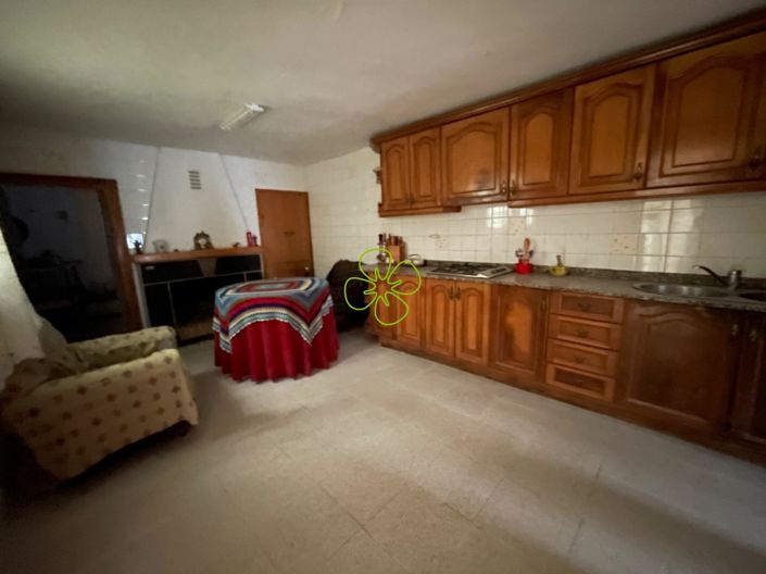 Image No.8-Maison de campagne de 4 chambres à vendre à Oria