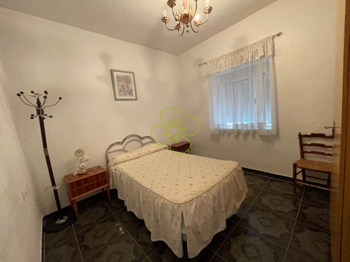 Image No.9-4 Bed Village House for sale