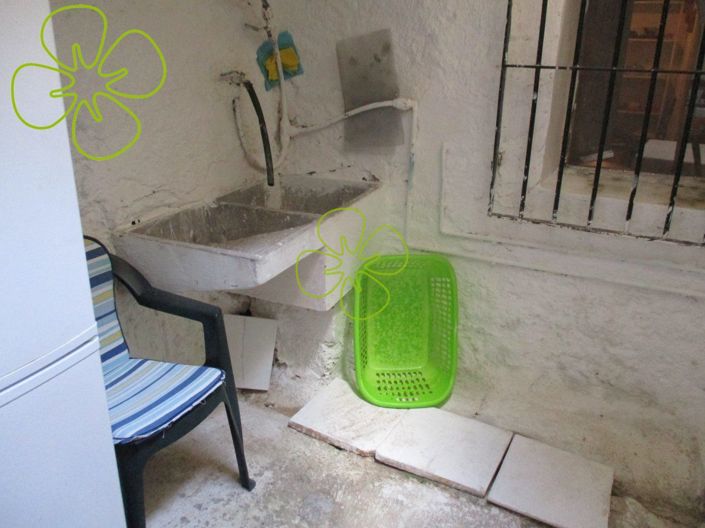 Image No.15-2 Bed Country House for sale