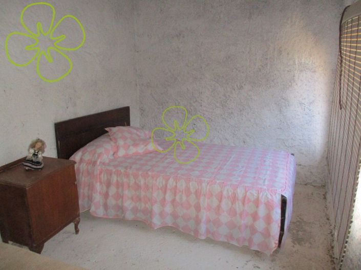 Image No.16-2 Bed Country House for sale