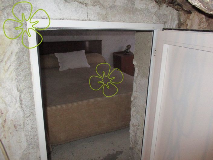 Image No.19-2 Bed Country House for sale