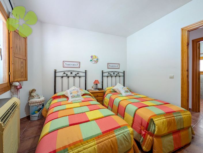 Image No.12-3 Bed Village House for sale