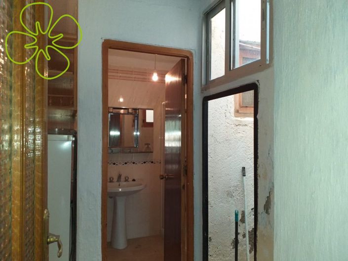 Image No.12-4 Bed Country House for sale