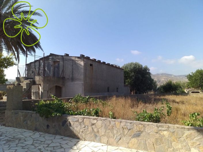 Image No.25-4 Bed Country House for sale