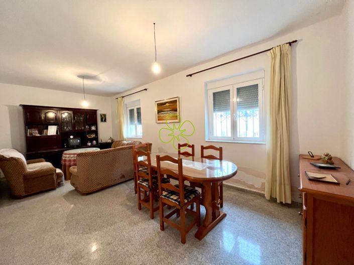 Image No.4-Maison de village de 6 chambres à vendre à Almeria