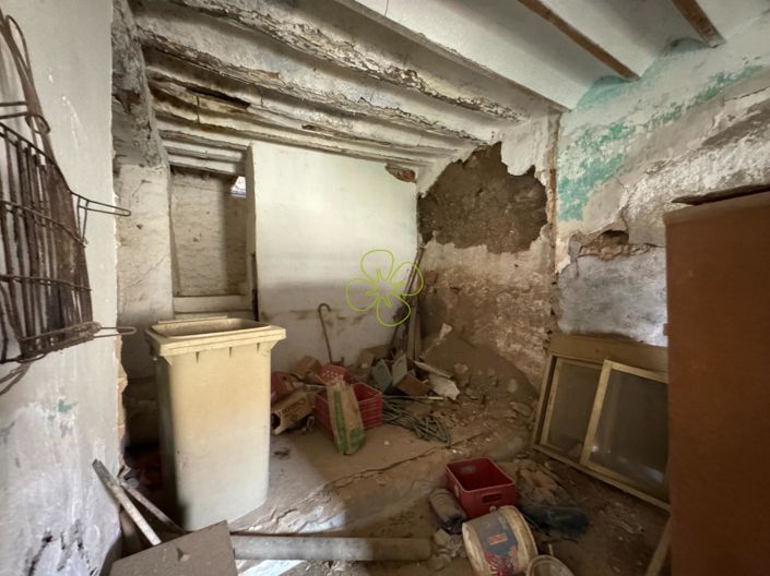 Image No.9-2 Bed Country House for sale