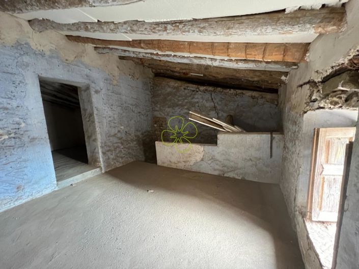 Image No.16-4 Bed Country House for sale