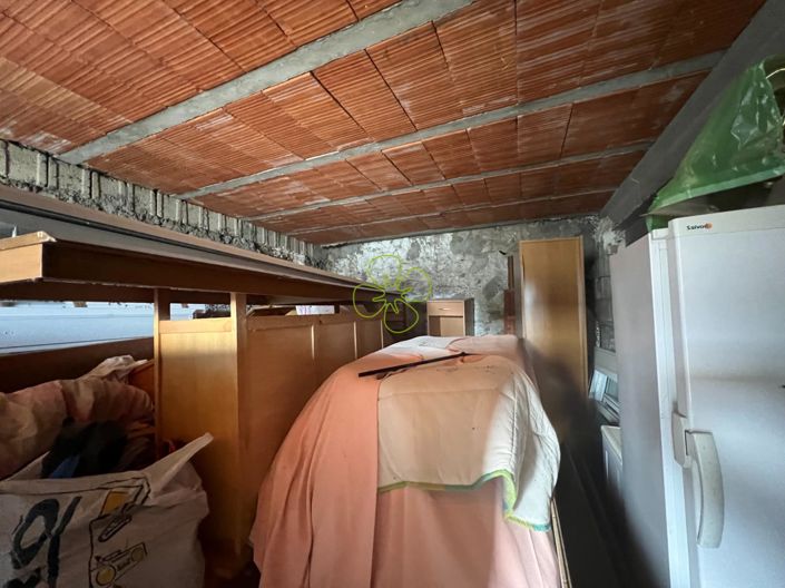 Image No.24-4 Bed Country House for sale