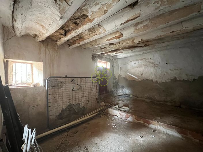 Image No.6-4 Bed Country House for sale