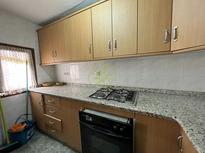 Image No.16-3 Bed Country House for sale