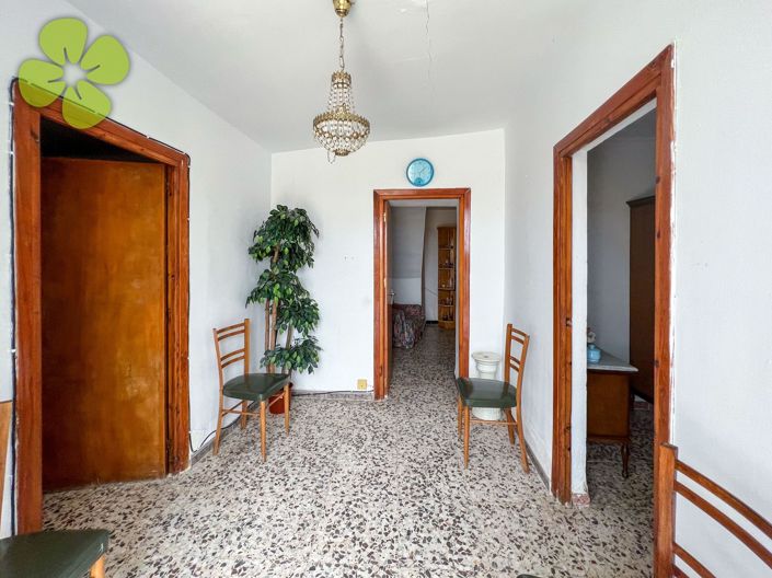 Image No.2-Maison de campagne de 3 chambres à vendre à Oria