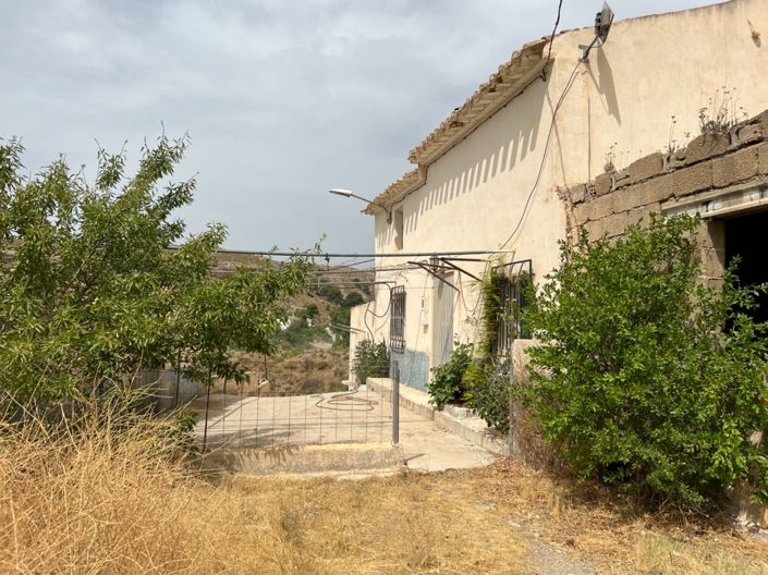 Image No.21-3 Bed Country House for sale