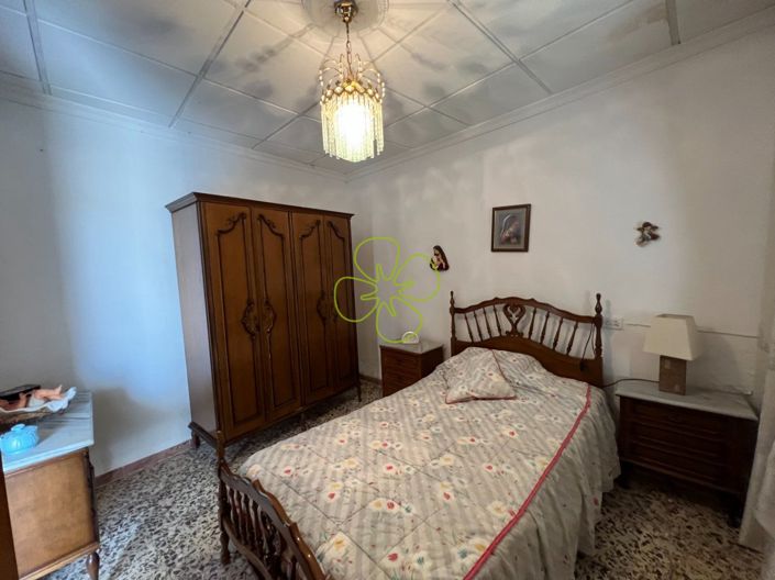 Image No.5-3 Bed Country House for sale