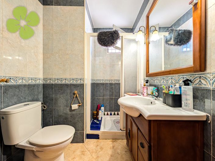 Image No.11-1 Bed Apartment for sale