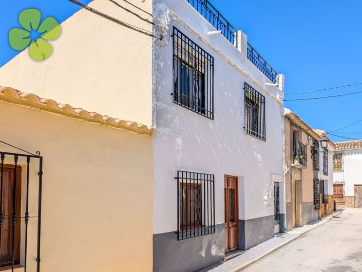 Image No.19-4 Bed Village House for sale